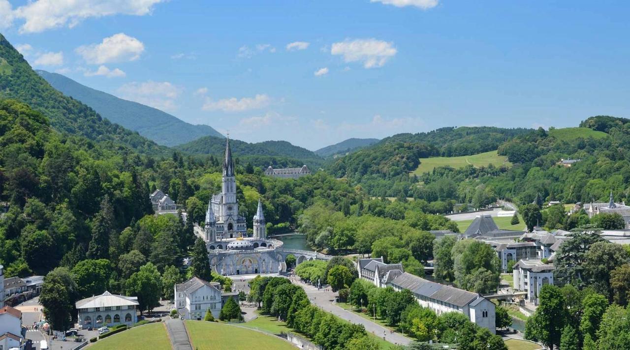 Appart Lourdes 100 M Gare - 4 Places Avec Balcon 10Mn Sanctuaire 外观 照片