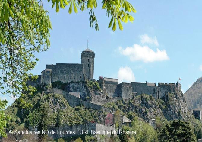 Appart Lourdes 100 M Gare - 4 Places Avec Balcon 10Mn Sanctuaire 外观 照片